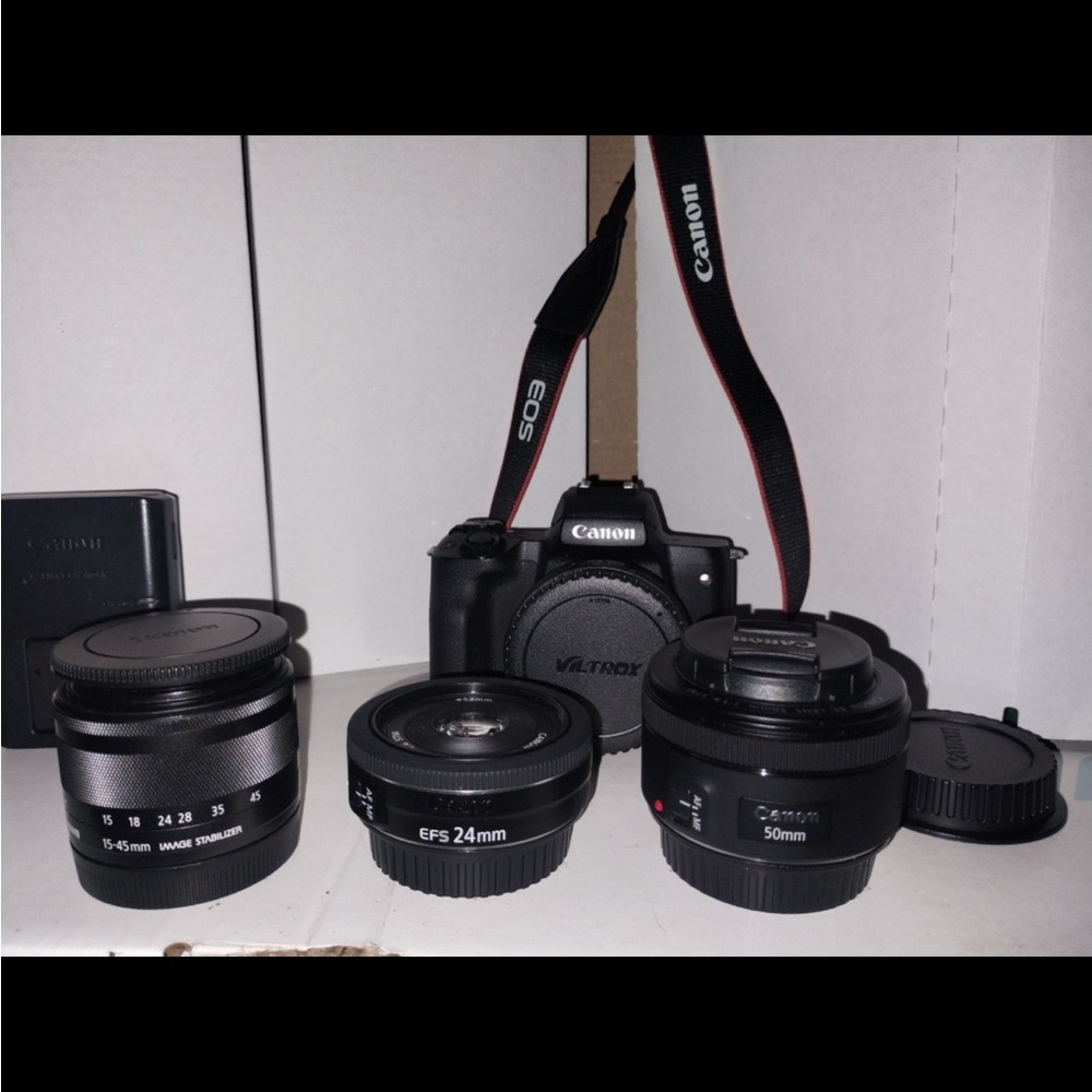 Canon EOS M50 mark ii w/ 3 Lens 50mm, 24mm, and 15-45mm & Accessories